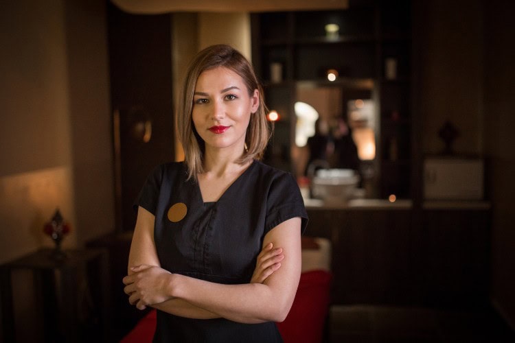 How to Book an Appointment with the Best Sports Massage Therapists in London - One Body LDN Confident sports massage therapist ready to welcome new clients