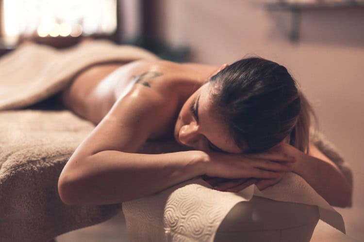 Woman relaxing before deep tissue massage